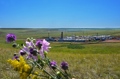 Oilgaztet, collection and loading point at the Ashirovskoye field 